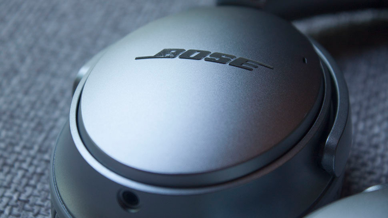 Illustration for article titled Bose's Best Noise-Canceling Headphones Finally Go Wireless